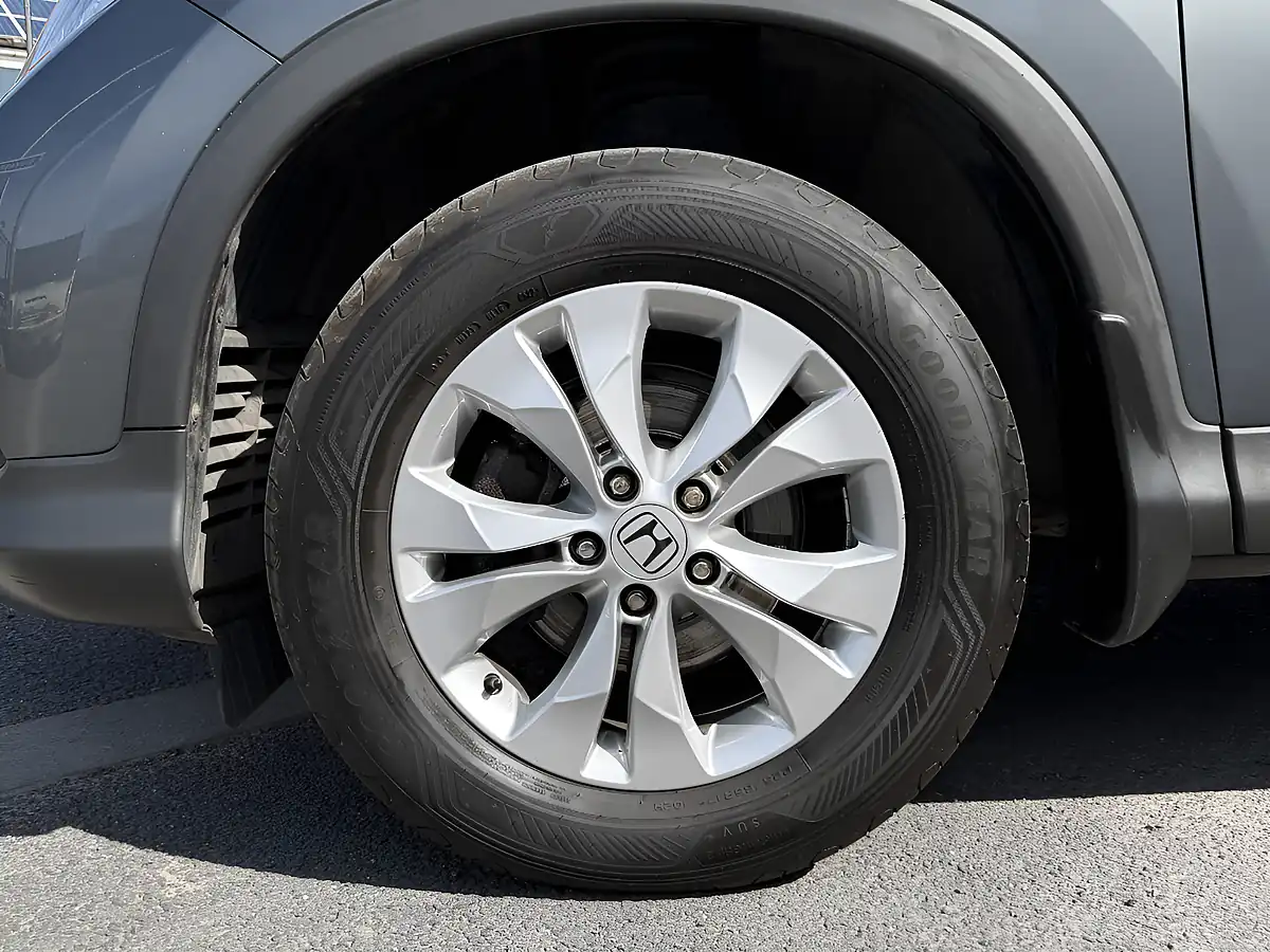 Used 2014 Honda Cr-V Se - Interior and Exterior details 9