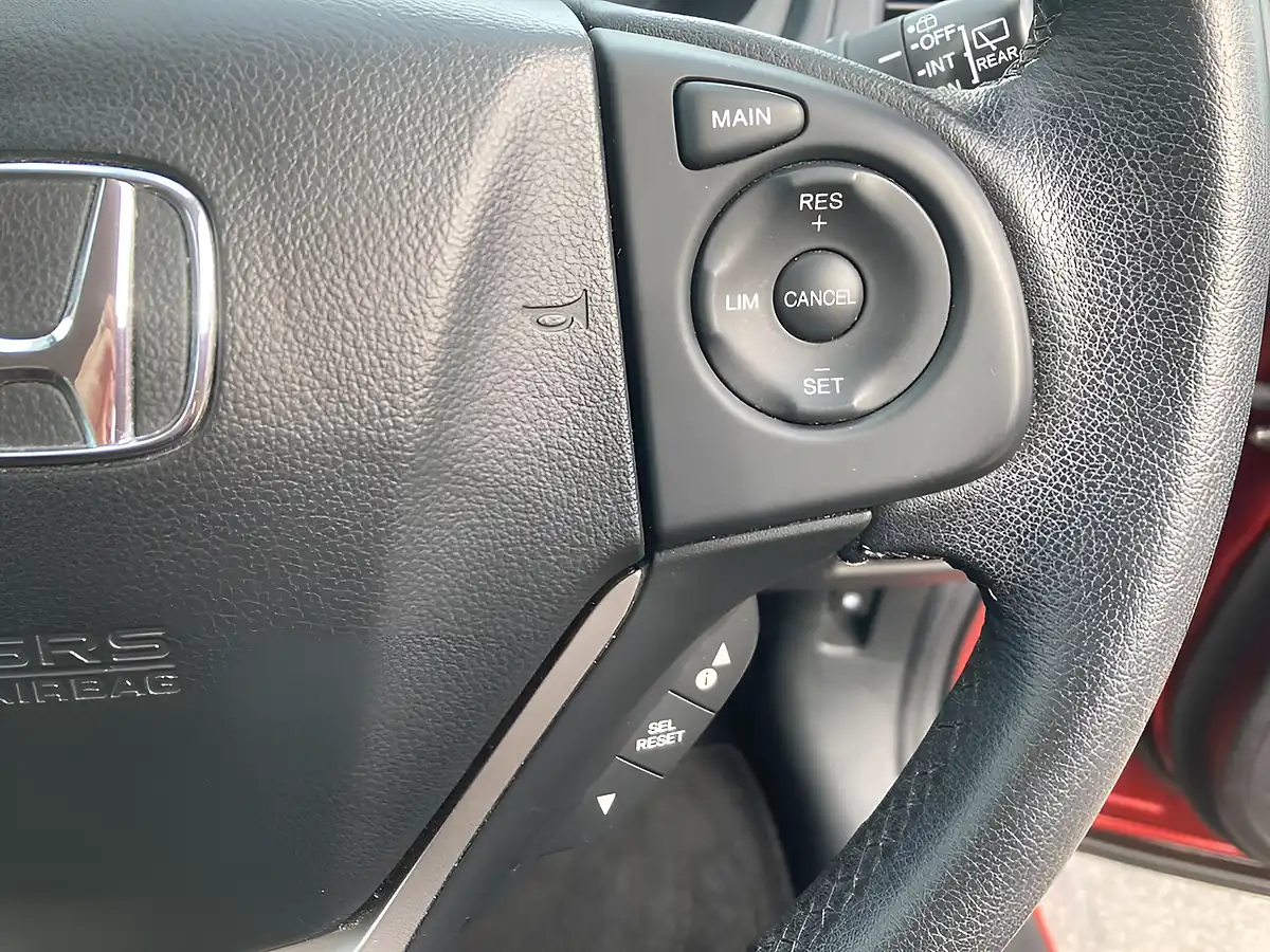 Used 2014 Honda Cr-V Se Red - Interior and Exterior details 20