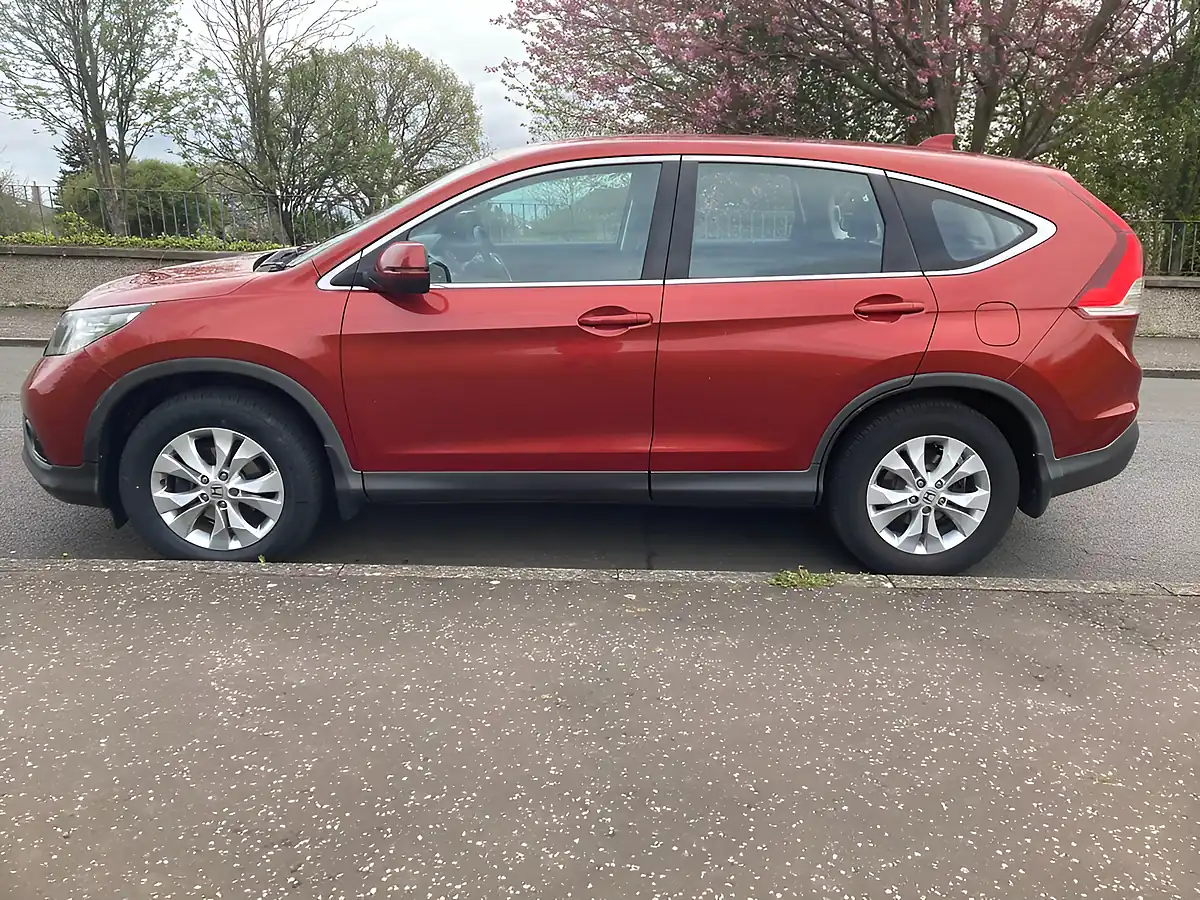 Used 2014 Honda Cr-V Se Red - Interior and Exterior details 11