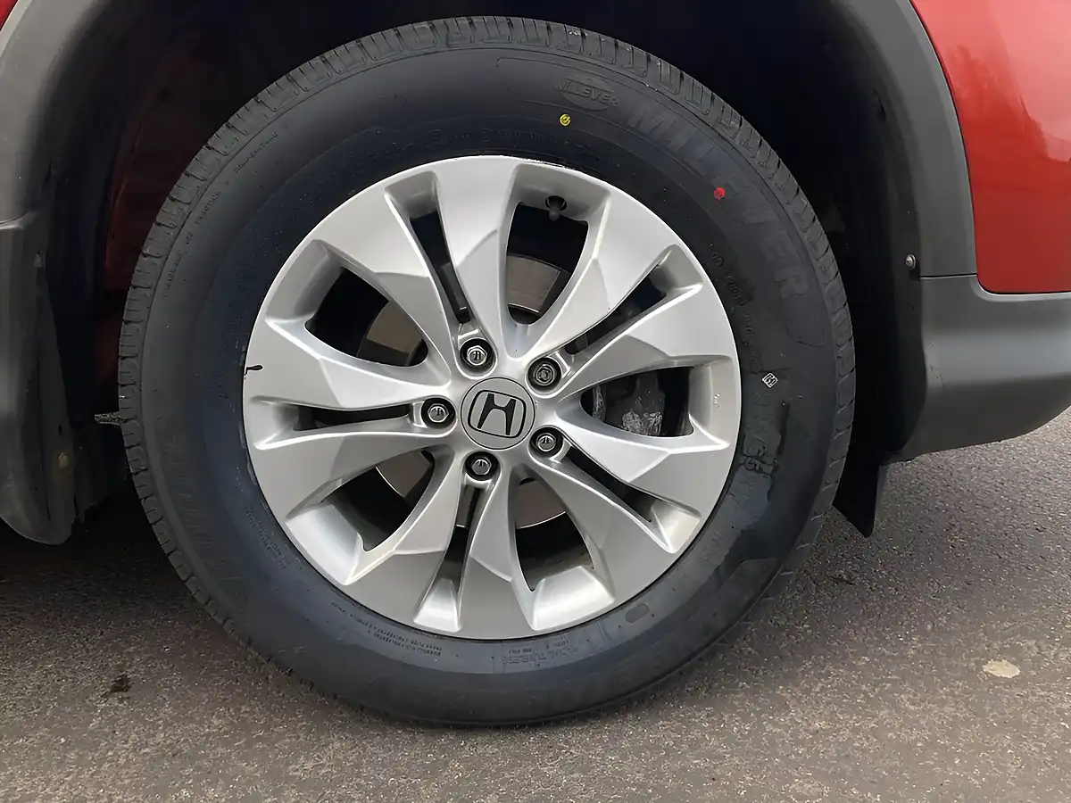 Used 2014 Honda Cr-V Se Red - Interior and Exterior details 19