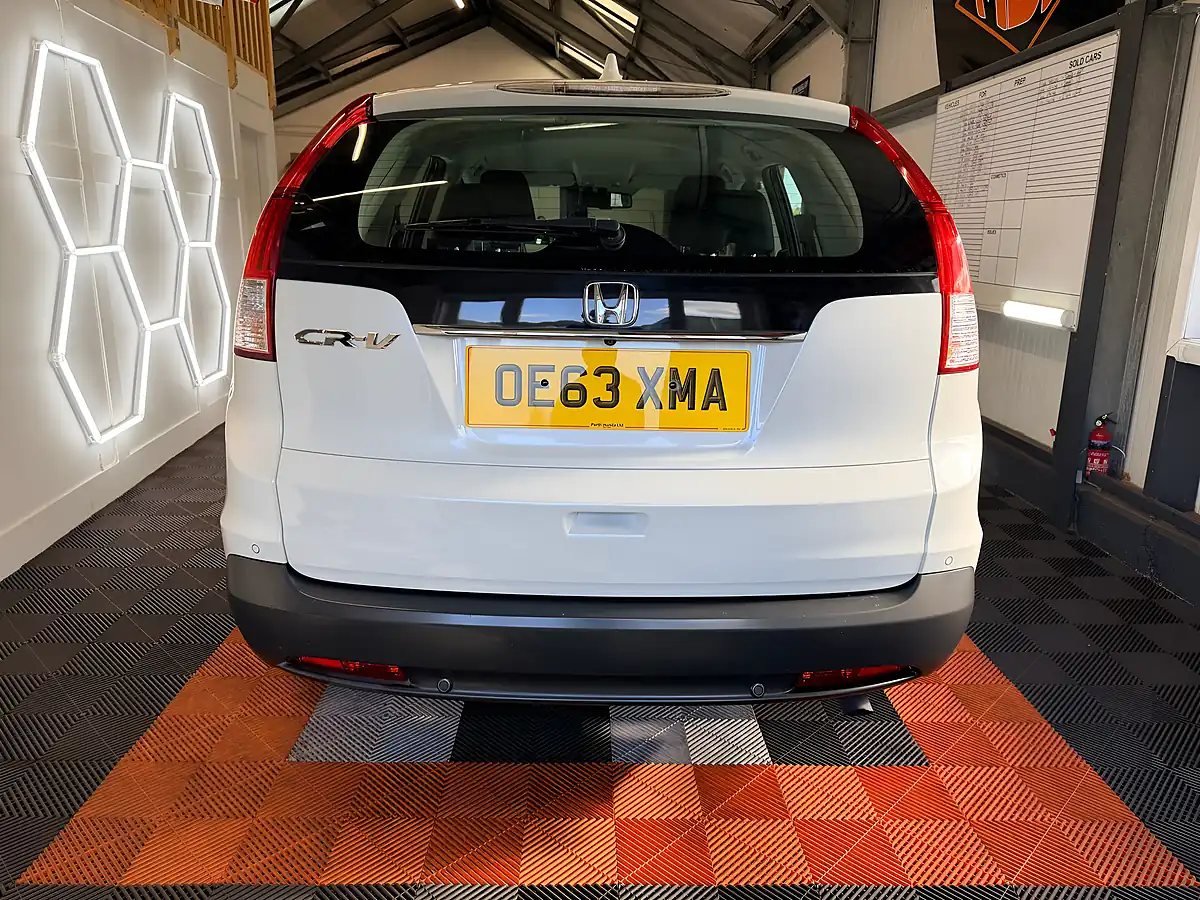 Used 2014 Honda Cr-V Se White - Interior and Exterior details 10
