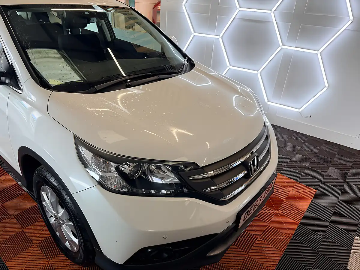 Used 2014 Honda Cr-V Se White - Interior and Exterior details 8