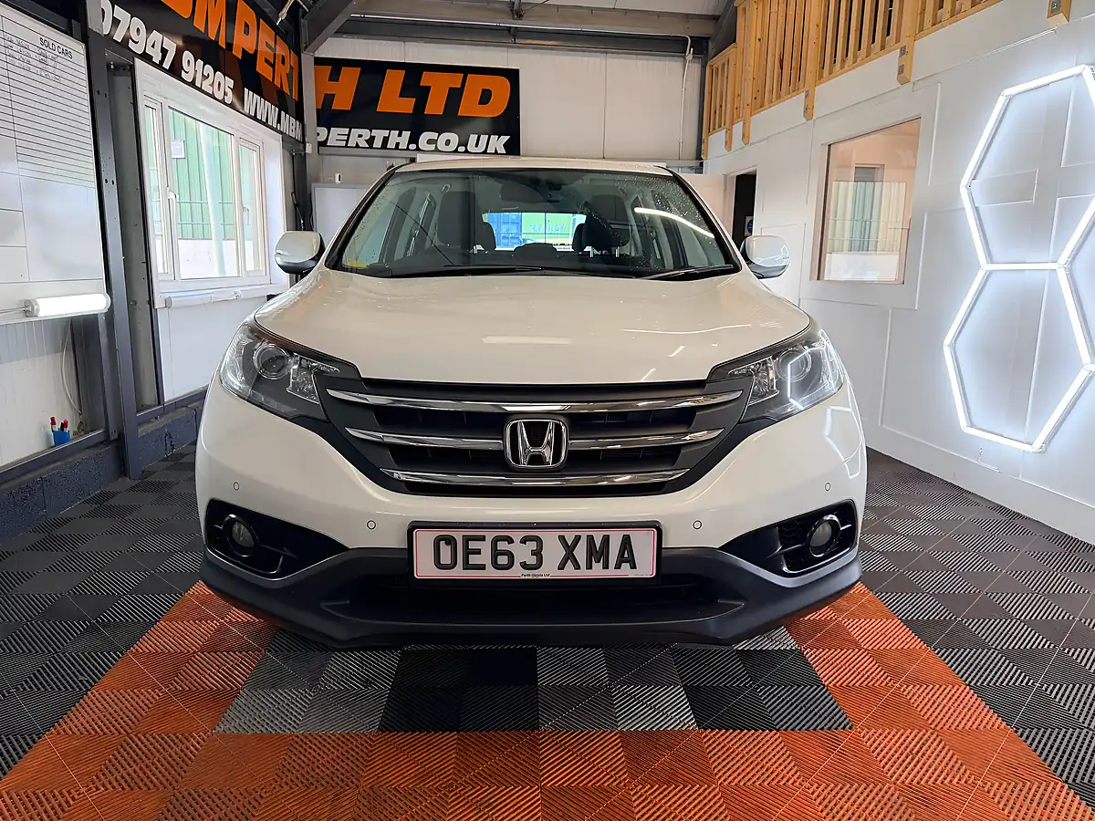 Used 2014 Honda Cr-V Se White - Interior and Exterior details 9