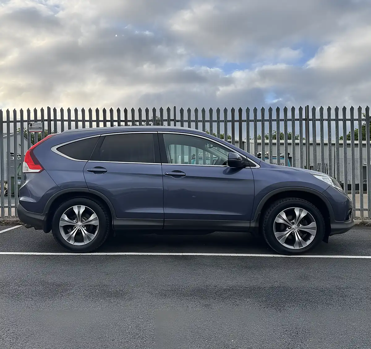 Used 2014 Honda Cr-V Sr Blue - Interior and Exterior details 7
