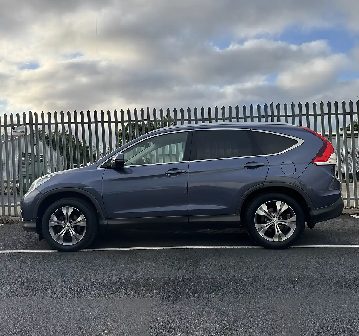 Used 2014 Honda Cr-V Sr Blue - Interior and Exterior details 8