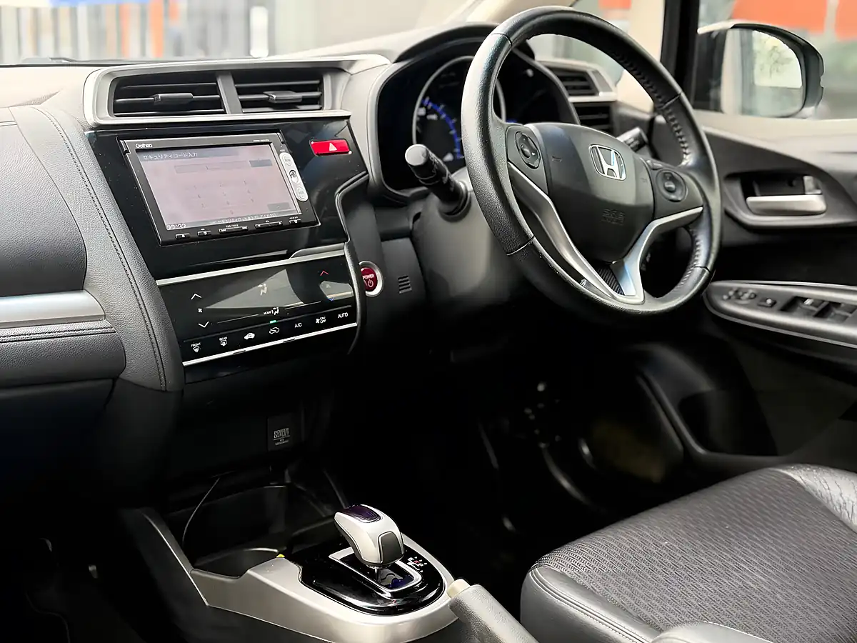 Used 2014 Honda Fit Black - Interior and Exterior details 3
