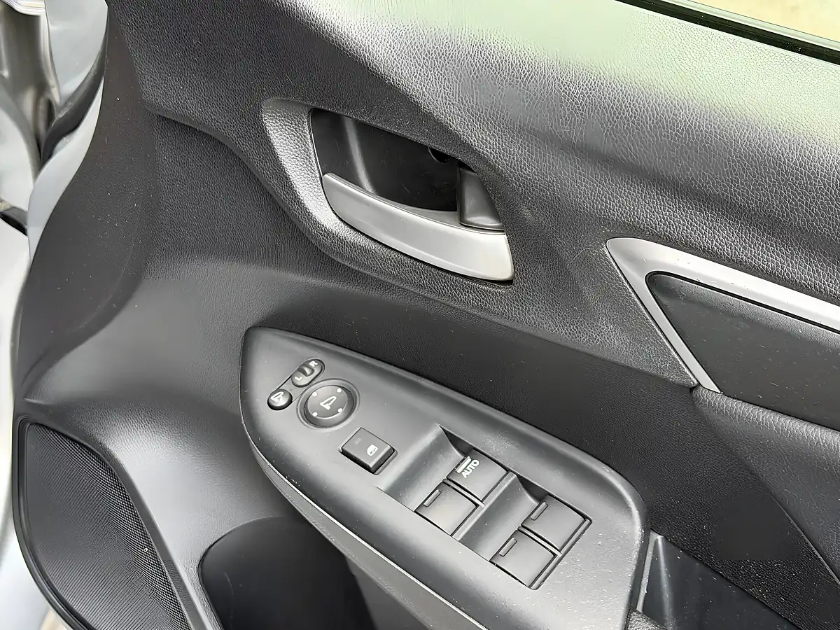 Used 2014 Honda Fit Silver - Interior and Exterior details 12