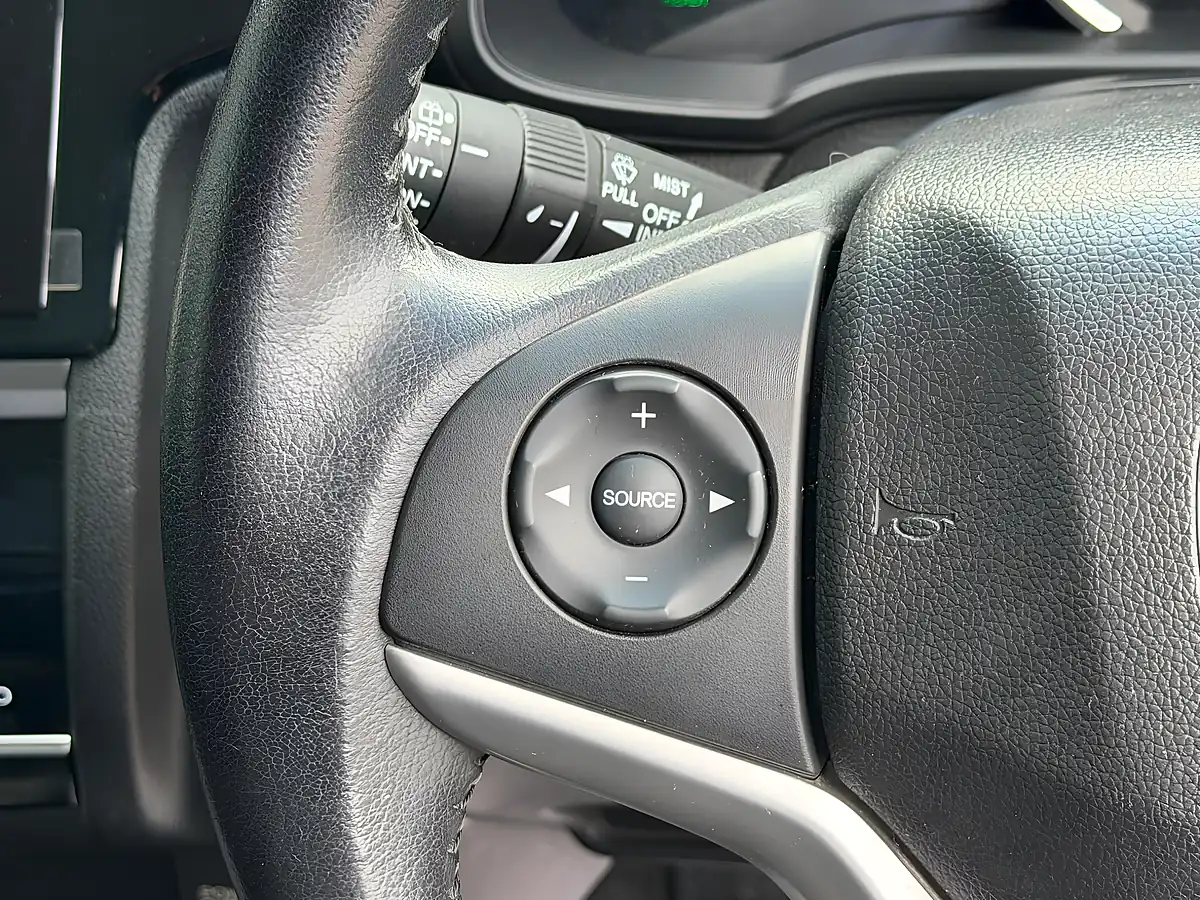 Used 2014 Honda Fit Silver - Interior and Exterior details 16