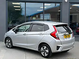 Used 2014 Honda Fit Silver - Interior and Exterior details 6