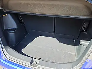 Used 2014 Honda Jazz Es+ Blue - Interior and Exterior details 18