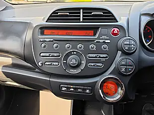 Used 2014 Honda Jazz Es+ Blue - Interior and Exterior details 19