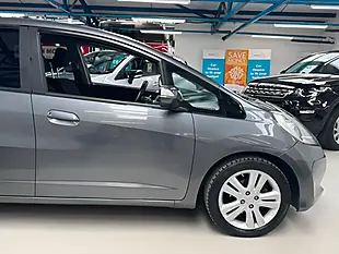 Used 2014 Honda Jazz Es Plus Grey - Interior and Exterior details 10