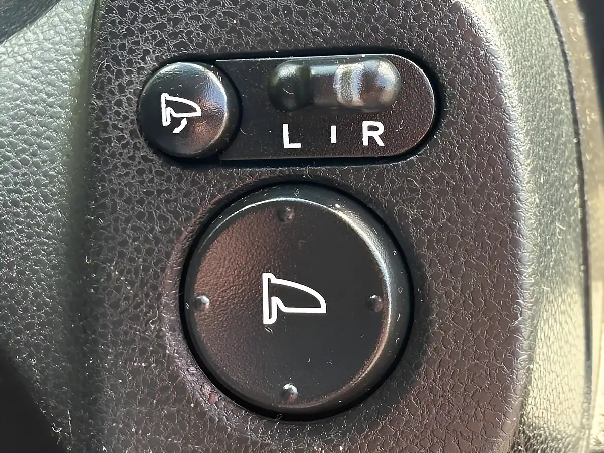 Used 2014 Honda Jazz Es Plus Red - Interior and Exterior details 12