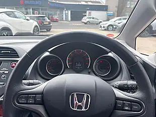 Used 2014 Honda Jazz Es Plus Red - Interior and Exterior details 18