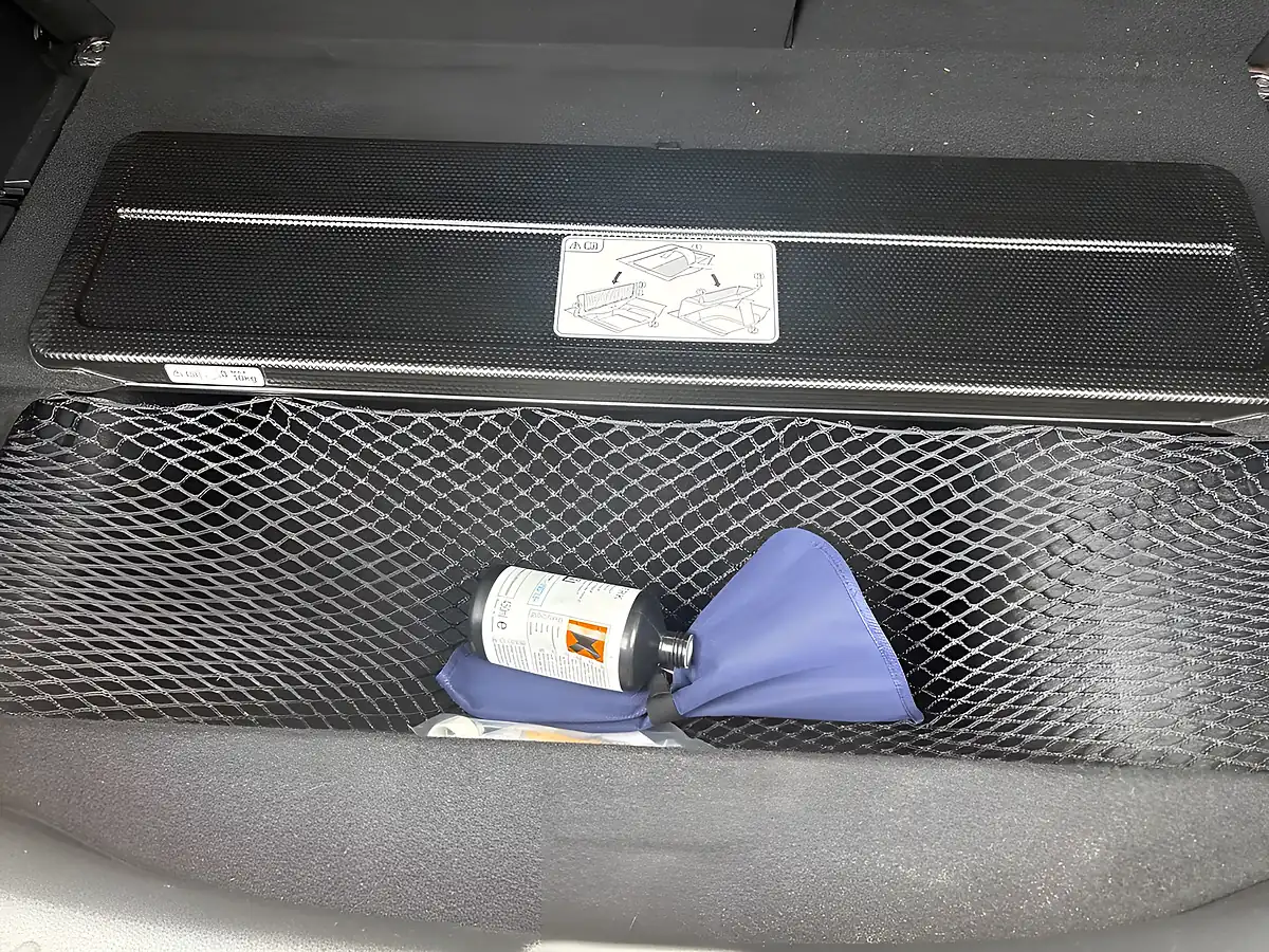 Used 2014 Honda Jazz Es Plus Red - Interior and Exterior details 20