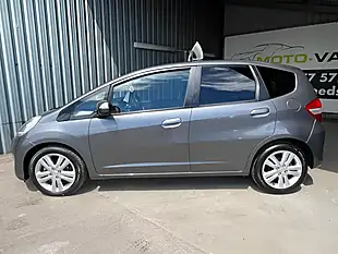 Used 2014 Honda Jazz Es Plus T Grey - Interior and Exterior details 10