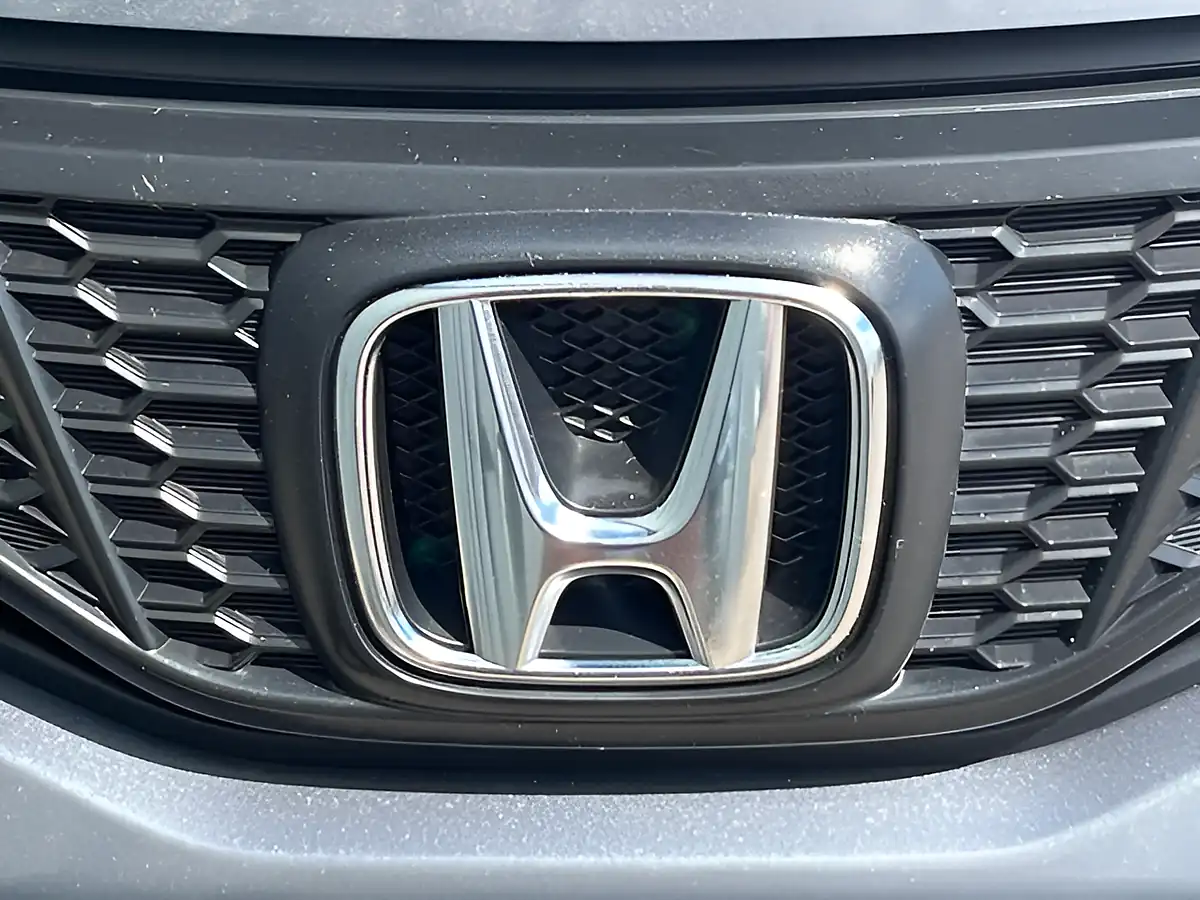 Used 2014 Honda Jazz Es Plus T Grey - Interior and Exterior details 12