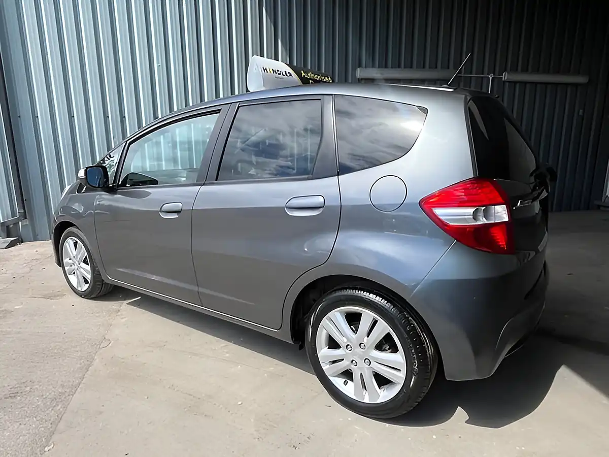 Used 2014 Honda Jazz Es Plus T Grey - Interior and Exterior details 7