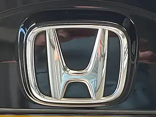 Used 2014 Honda Jazz Es Plus T Grey - Interior and Exterior details 8
