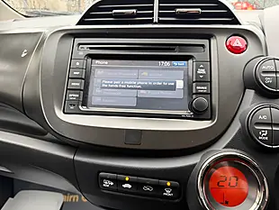 Used 2014 Honda Jazz Es Plus T Silver - Interior and Exterior details 16