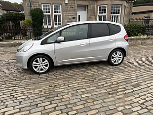Used 2014 Honda Jazz Es Plus T Silver - Interior and Exterior details 5