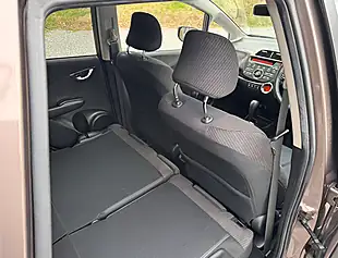 Used 2014 Honda Jazz Es+ Urban Titanium - Interior and Exterior details 19