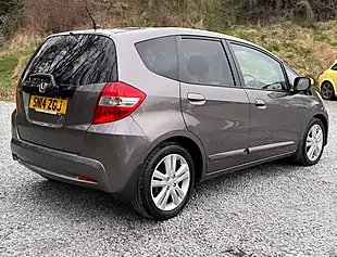 Used 2014 Honda Jazz Es+ Urban Titanium - Interior and Exterior details 3