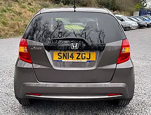 Used 2014 Honda Jazz Es+ Urban Titanium - Interior and Exterior details 6