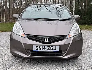 Used 2014 Honda Jazz Es+ Urban Titanium - Interior and Exterior details 8