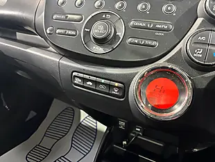 Used 2014 Honda Jazz Ex White - Interior and Exterior details 16