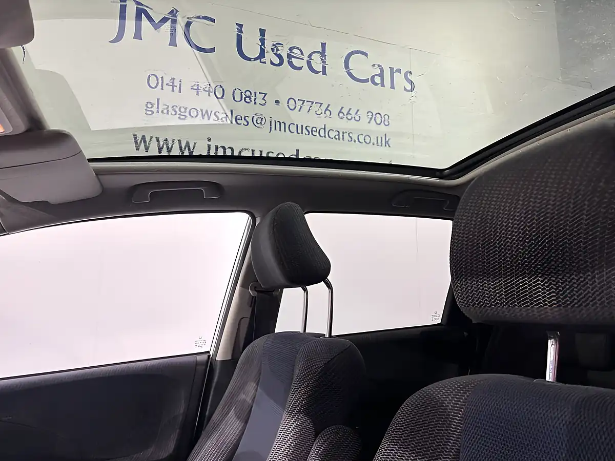 Used 2014 Honda Jazz Ex White - Interior and Exterior details 18