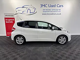 Used 2014 Honda Jazz Ex White - Interior and Exterior details 4