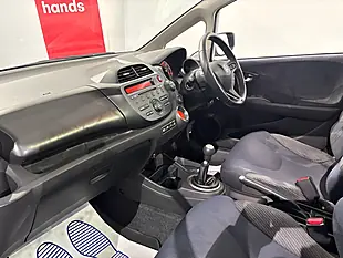 Used 2014 Honda Jazz Ex White - Interior and Exterior details 9
