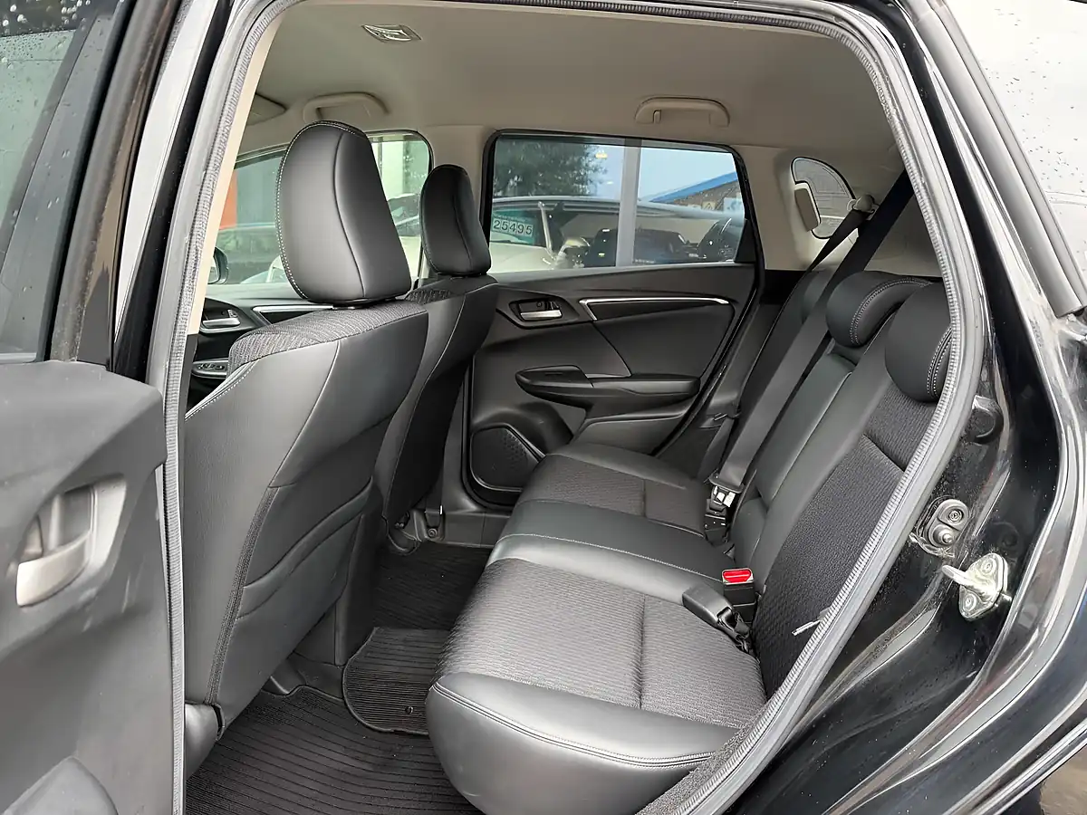 Used 2014 Honda Jazz Fit Black - Interior and Exterior details 13