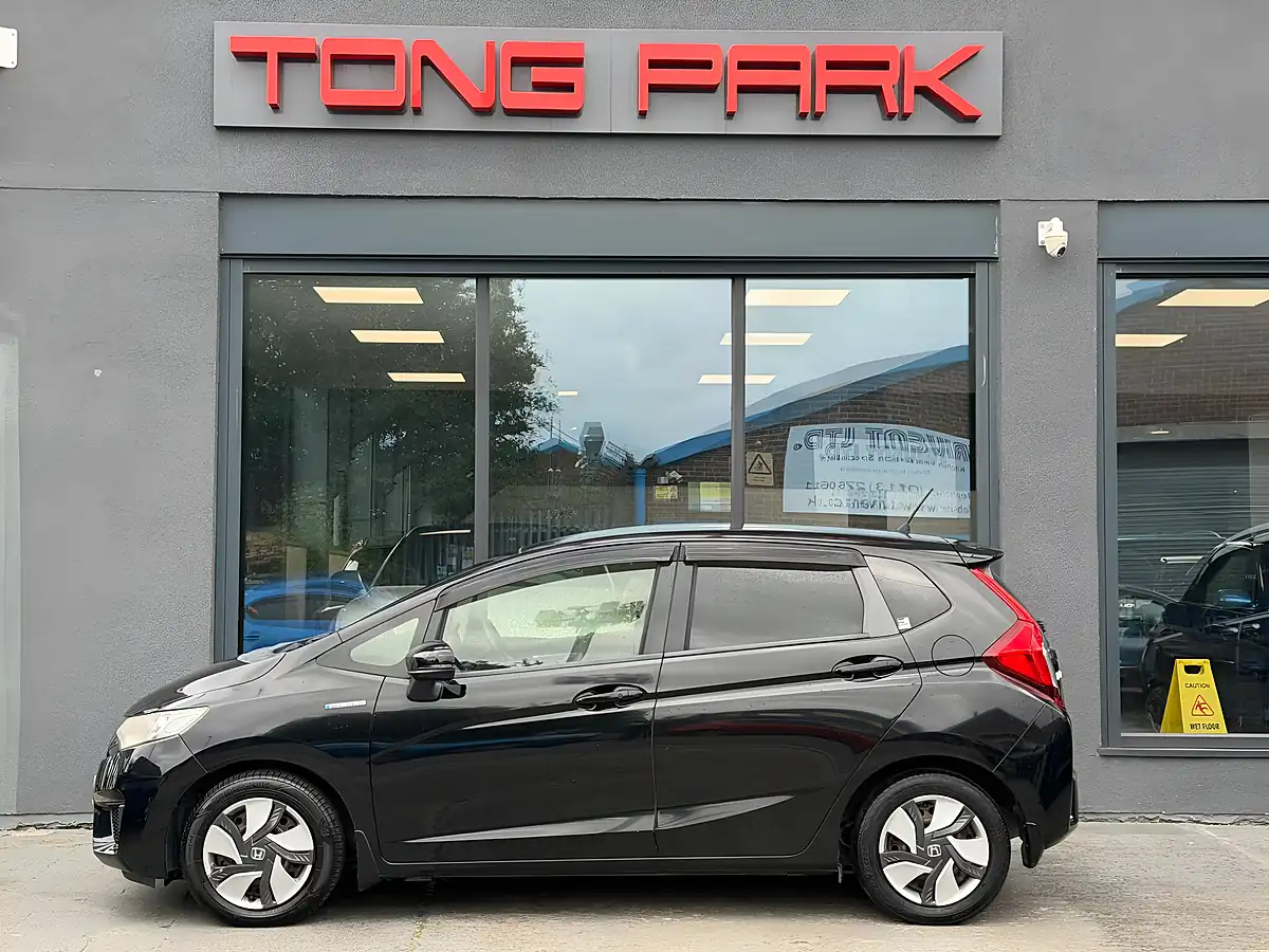 Used 2014 Honda Jazz Fit Black - Interior and Exterior details 2
