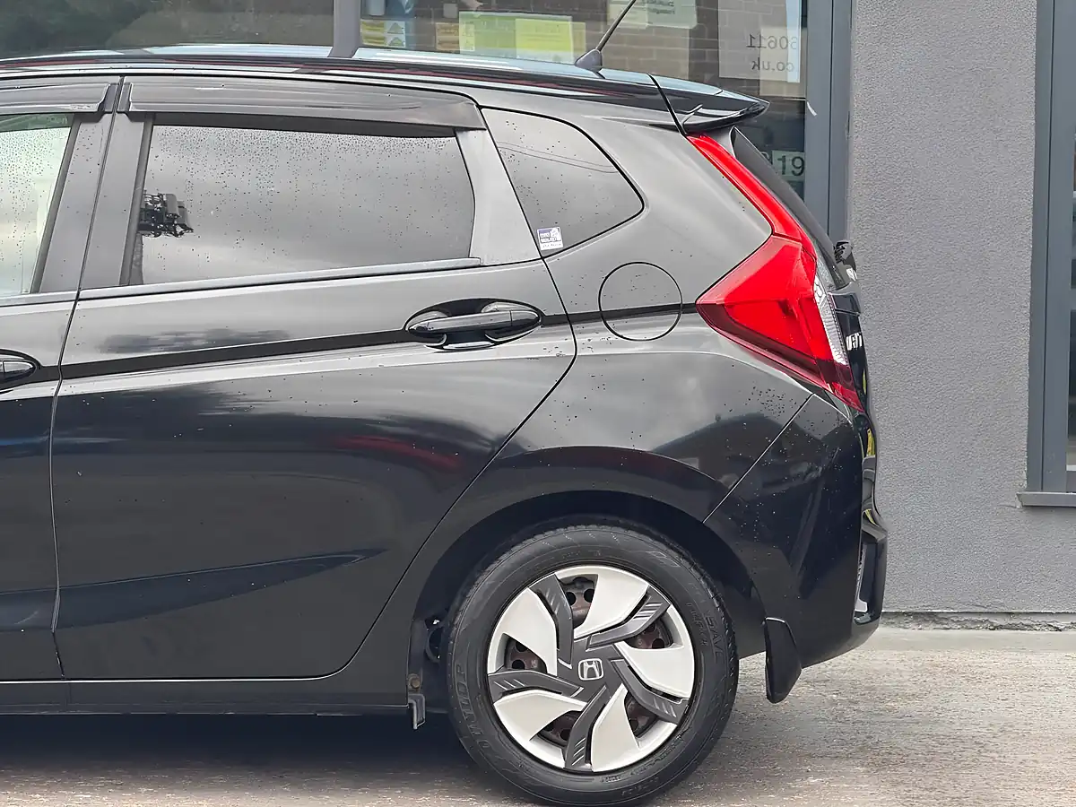Used 2014 Honda Jazz Fit Black - Interior and Exterior details 3