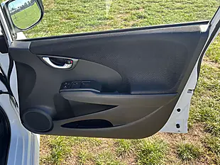 Used 2014 Honda Jazz Si White - Interior and Exterior details 11