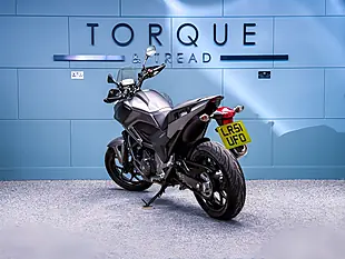 Used 2014 Honda NC750X Adventure Silver - Interior and Exterior details 6