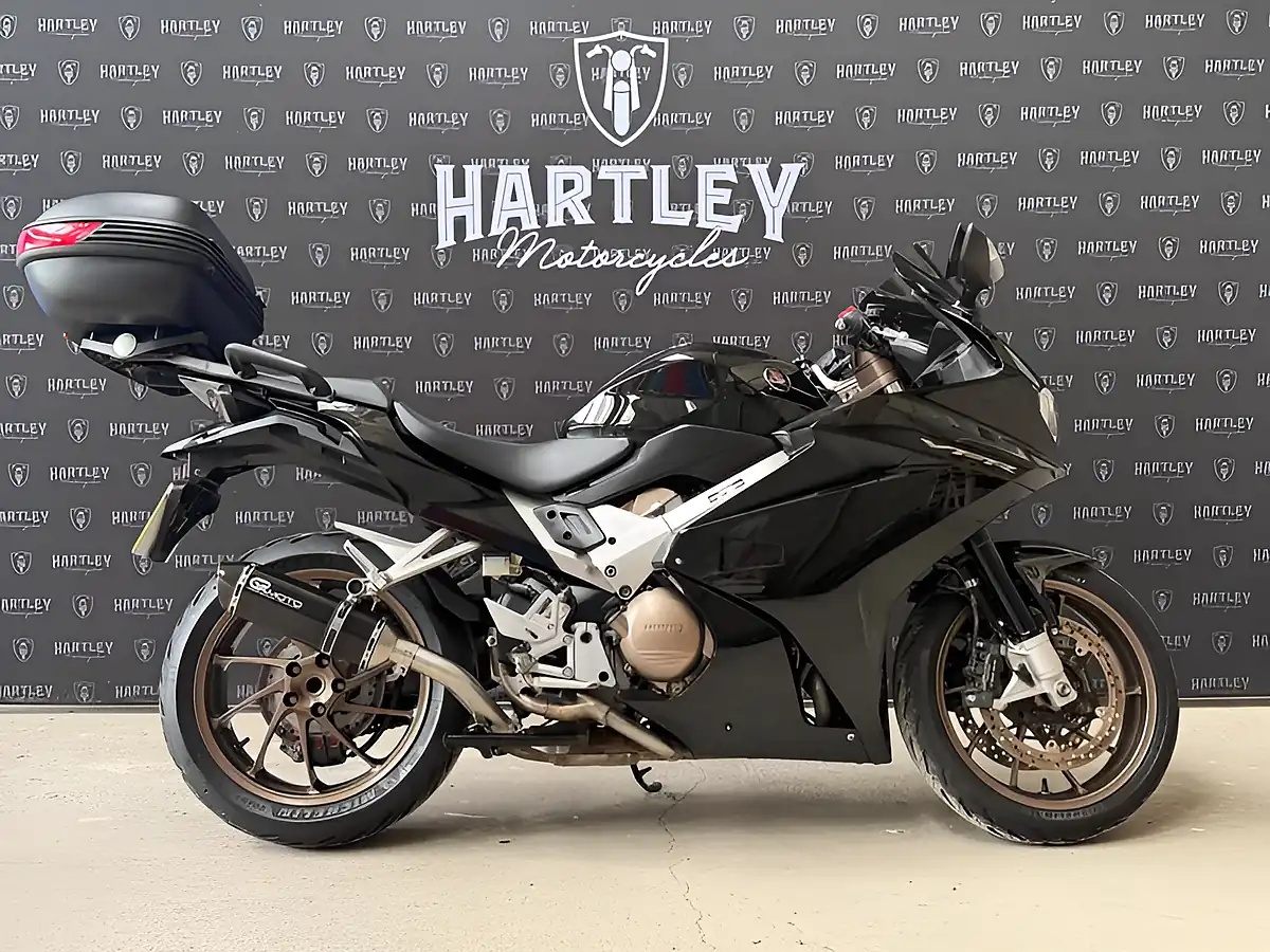 Used 2014 Honda VFR800 F Black - Interior and Exterior details 5