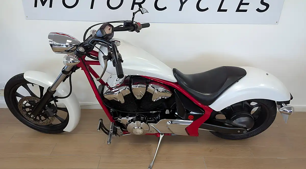 Used 2014 Honda VTX1300 - Interior and Exterior details 9