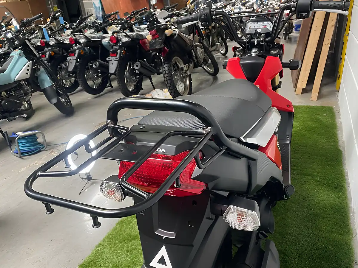 Used 2014 Honda Zoomer X Black Red - Interior and Exterior details 13