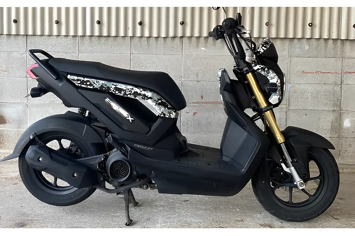 Used 2014 Honda Zoomer X Camo - Front View