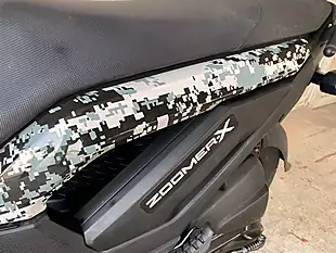 Used 2014 Honda Zoomer X Camo - Interior and Exterior details 17
