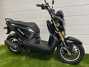 Used 2014 Honda Zoomer X X-1 Black - Interior and Exterior details 3