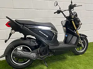 Used 2014 Honda Zoomer X X-1 Black - Interior and Exterior details 7