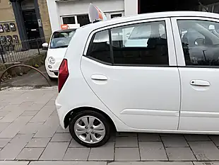 Used 2014 Hyundai I10 Active White - Interior and Exterior details 10