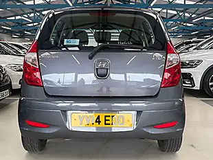 Used 2014 Hyundai i10 Classic Grey - Interior and Exterior details 12