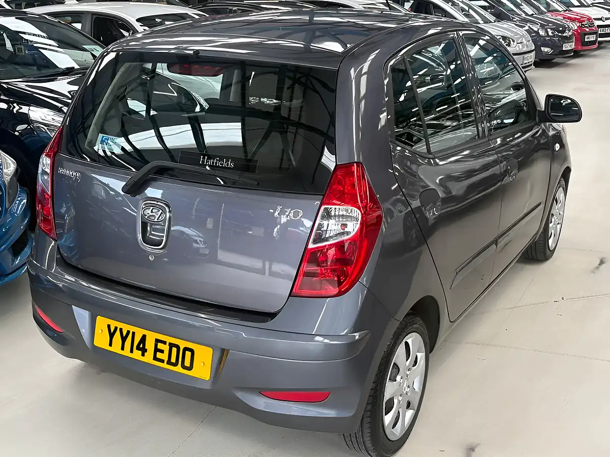 Used 2014 Hyundai i10 Classic Grey - Interior and Exterior details 13