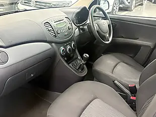 Used 2014 Hyundai i10 Classic Grey - Interior and Exterior details 14