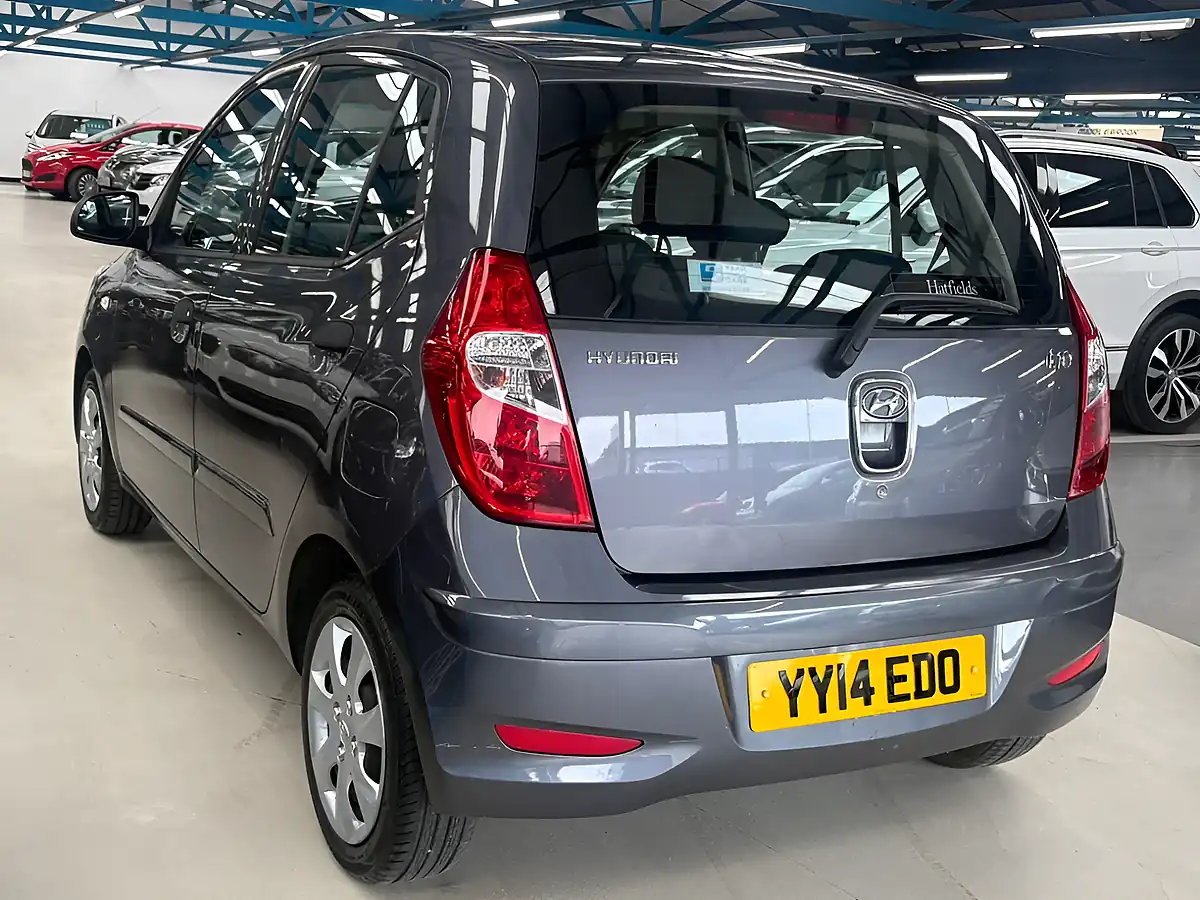 Used 2014 Hyundai i10 Classic Grey - Interior and Exterior details 3